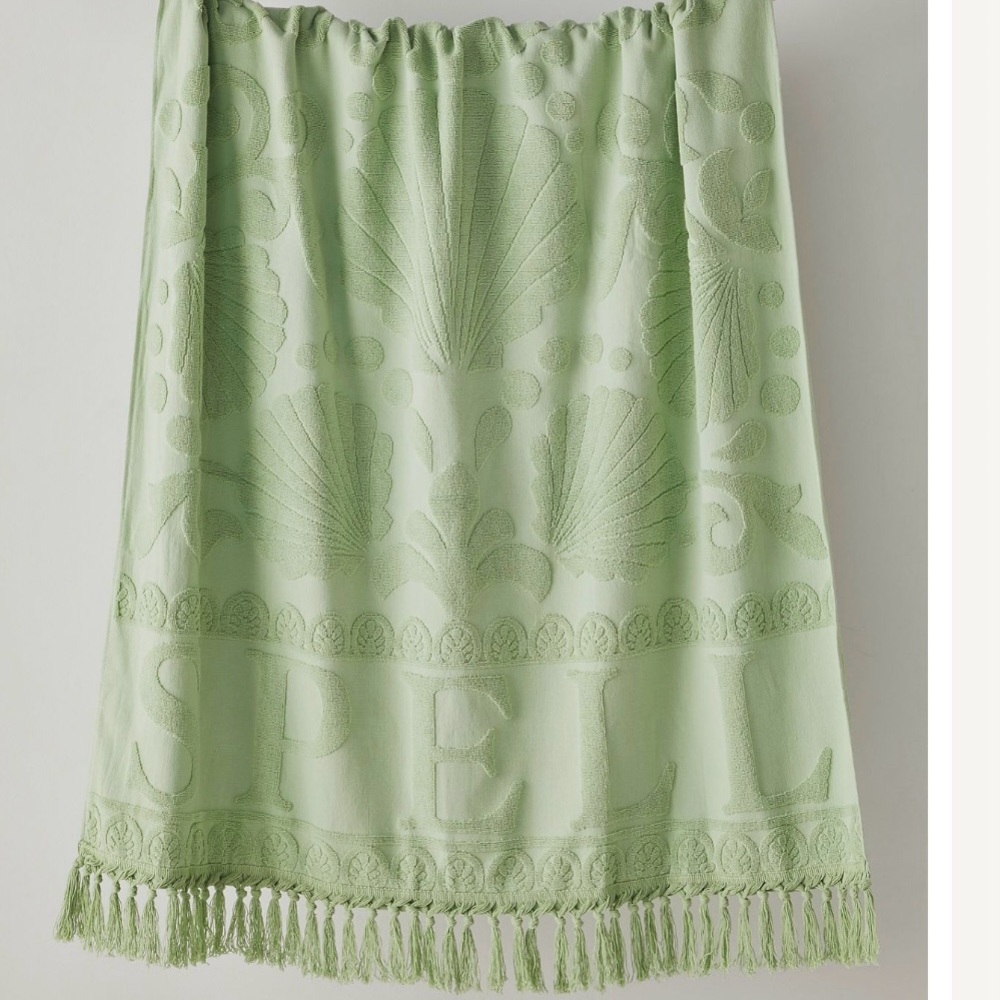 Spell NWT Seashell Towel in Pistachio